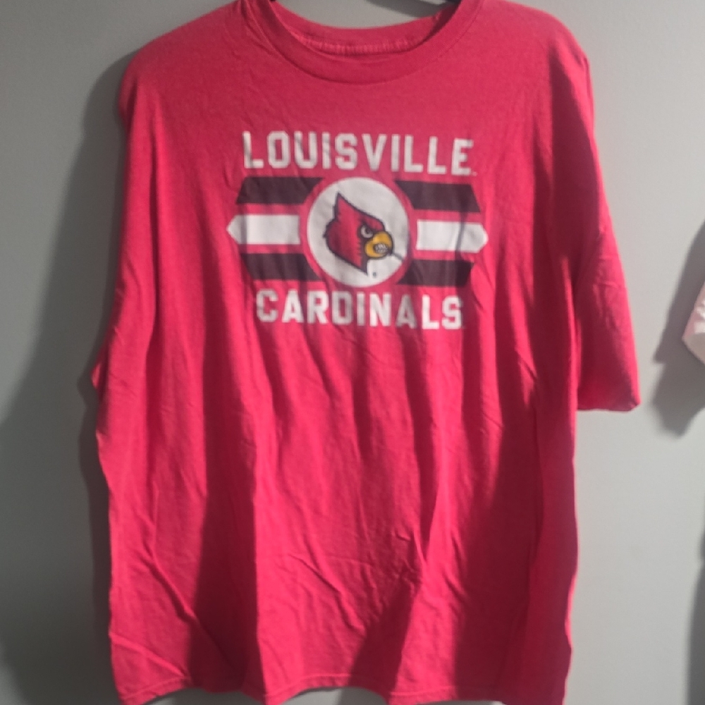 Louisville Cardinals Men's Red Short Sleeve Tee